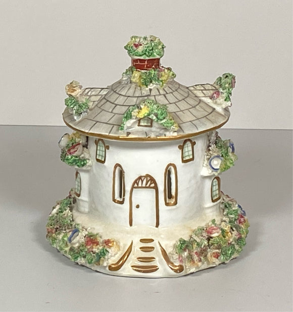 Staffordshire 2 Piece Round Cottage Pastille Burner